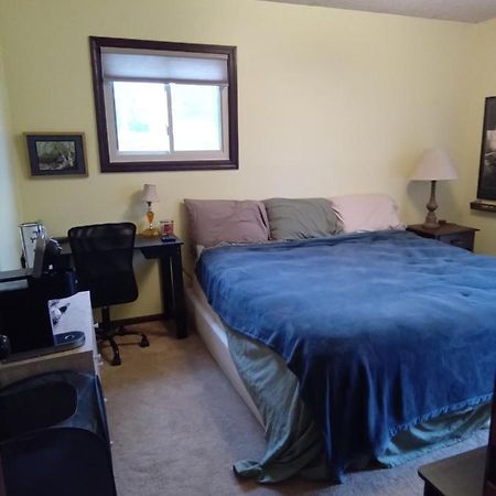 Outdoor Hot Tub&Cozy King Bed Appartement Lansing Buitenkant foto